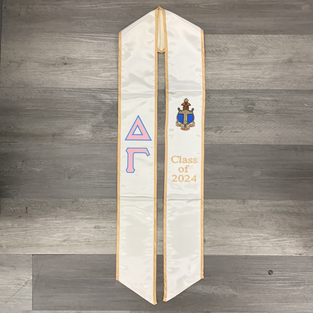 Delta Gamma Class of  2025 Graduation Sash Stole